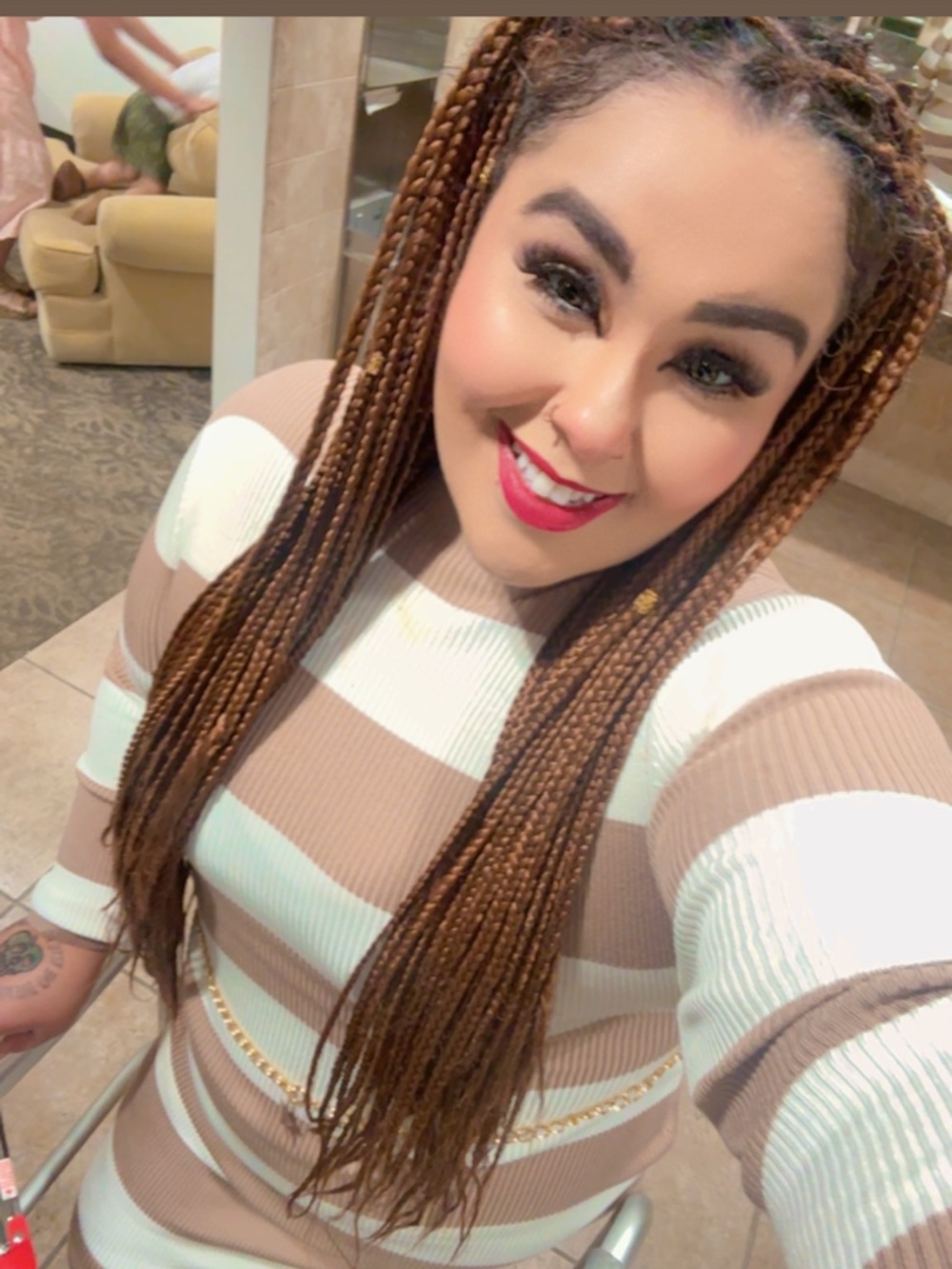 Meet your Posher, Paulina